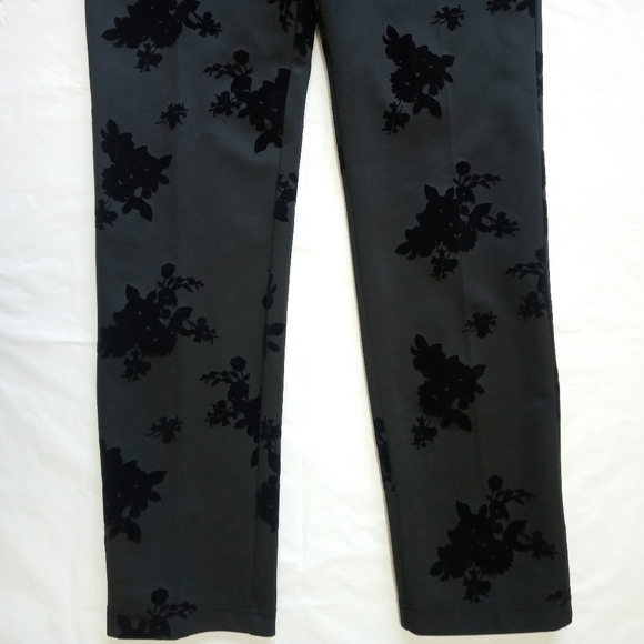 Black Velvet Floral Retrology Mid High Rise Pants - Picture 4 of 9